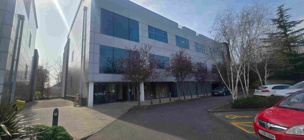 Exterior of Awlin Beauty Medical Aesthetics clinic in Maidstone with parking outside